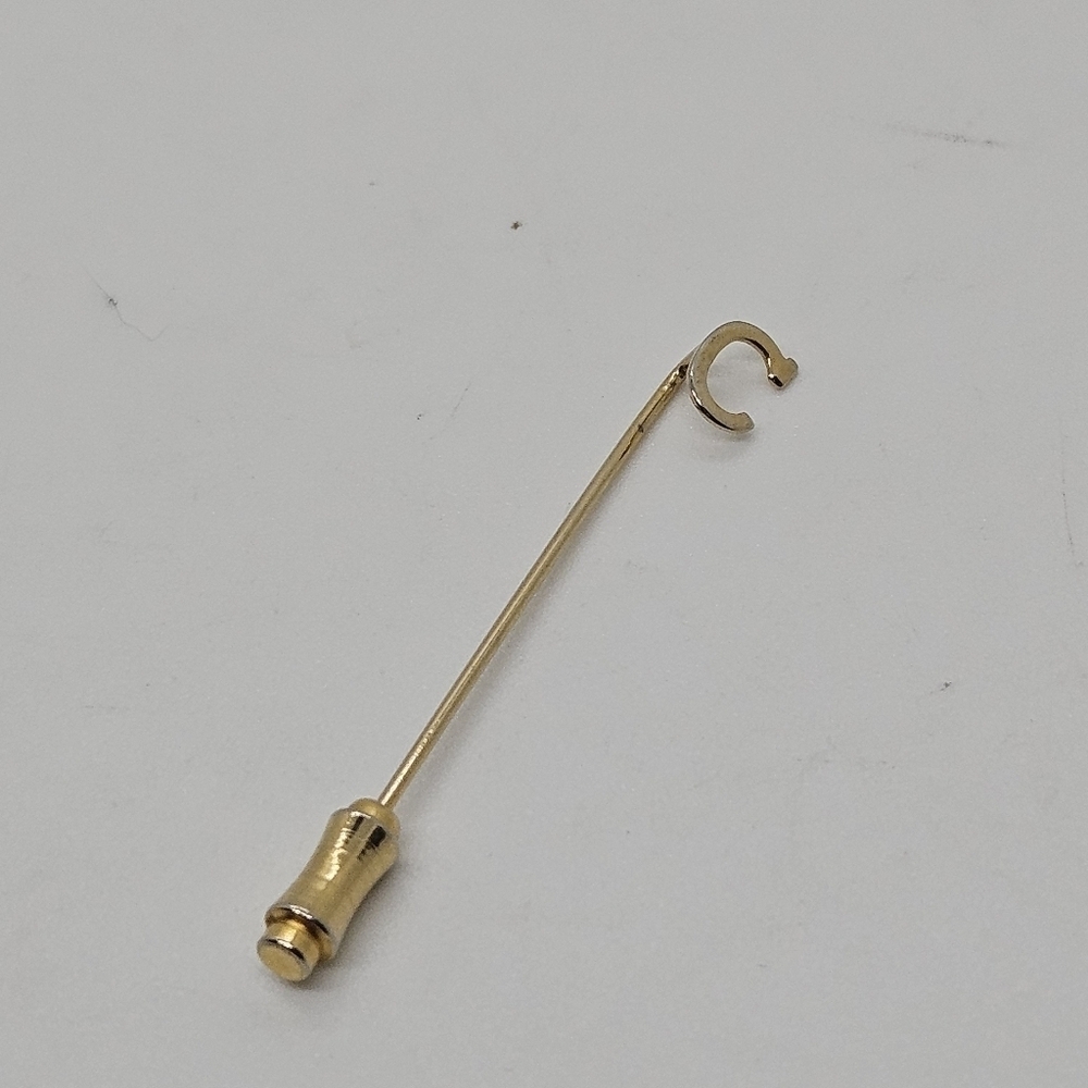 gold tone C initial stick pin